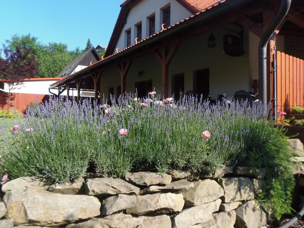Penzion Rozmaryn Vsetin Exterior photo
