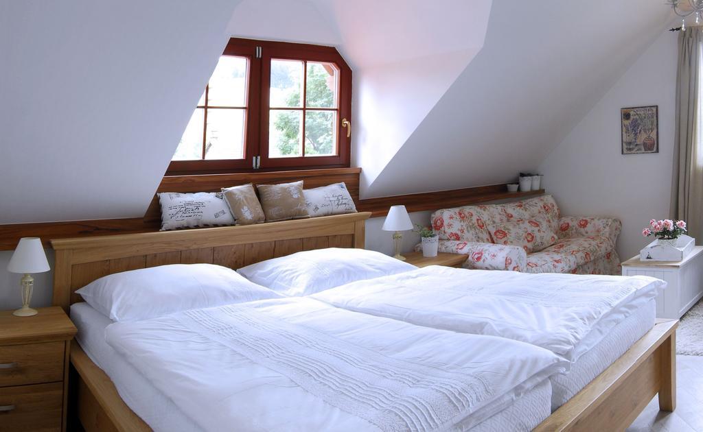 Penzion Rozmaryn Vsetin Room photo